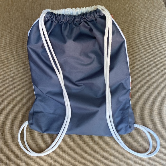 Adidas White Drawstring Backpack - Picture 6 of 11
